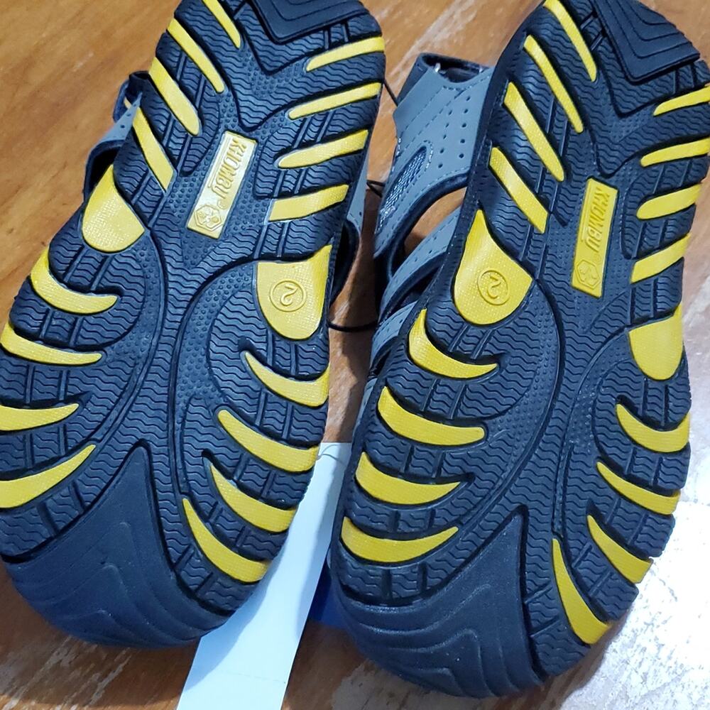 Khombu Charlie Active Sport Sandals Size 2 - Picture 2 of 5